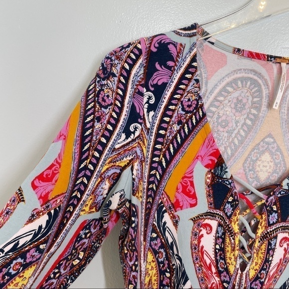 Free People Pick a Place Multicolored Bodysuit Faux Lace Up Front Snap Crotch M - Picture 8 of 14